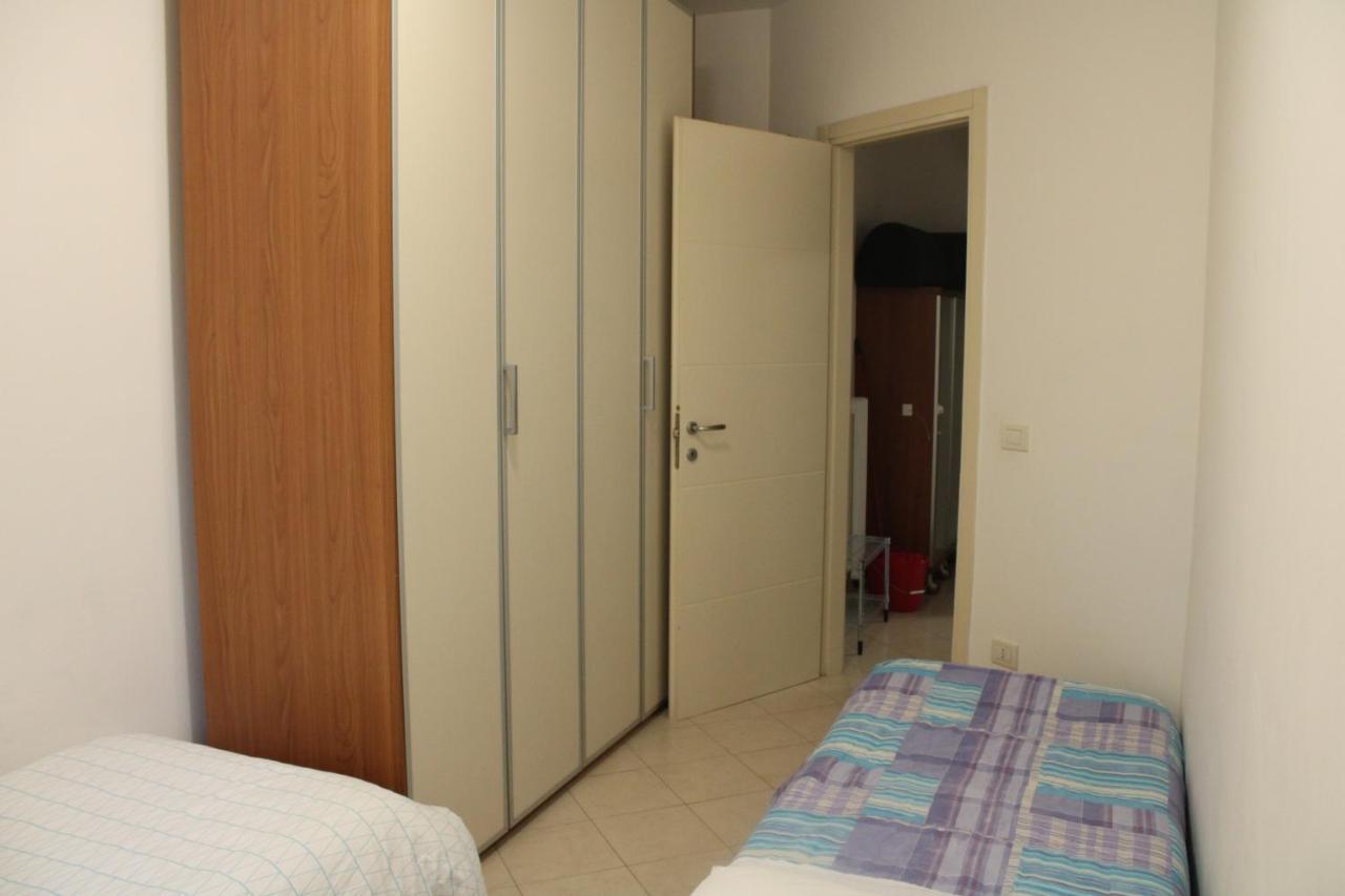 Sea Sweet Home Римини Экстерьер фото