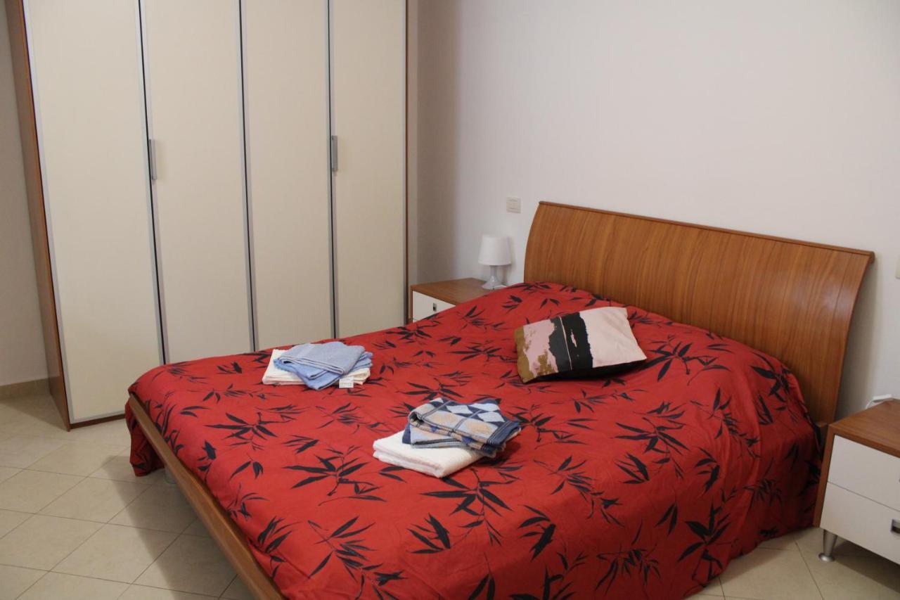 Sea Sweet Home Римини Экстерьер фото
